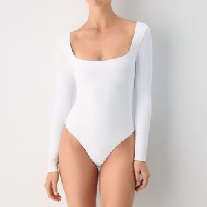 Aritzia Original Contour Squareneck Bodysuit